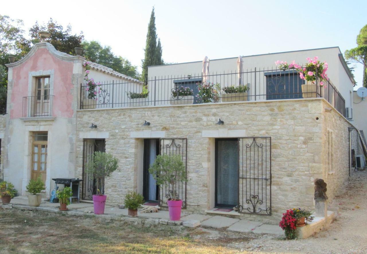 Le Bastidon De Cucuron Bed & Breakfast Exterior photo
